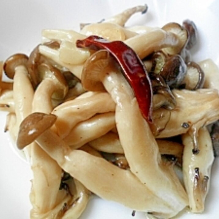キノコを食べよう 簡単シメジのオリーブオイル炒め レシピ 作り方 By Omakeya 楽天レシピ キノコを食べよう 簡単シメジのオリーブオイル炒め レシピ 作り方 By Omakeya 楽天レシピ